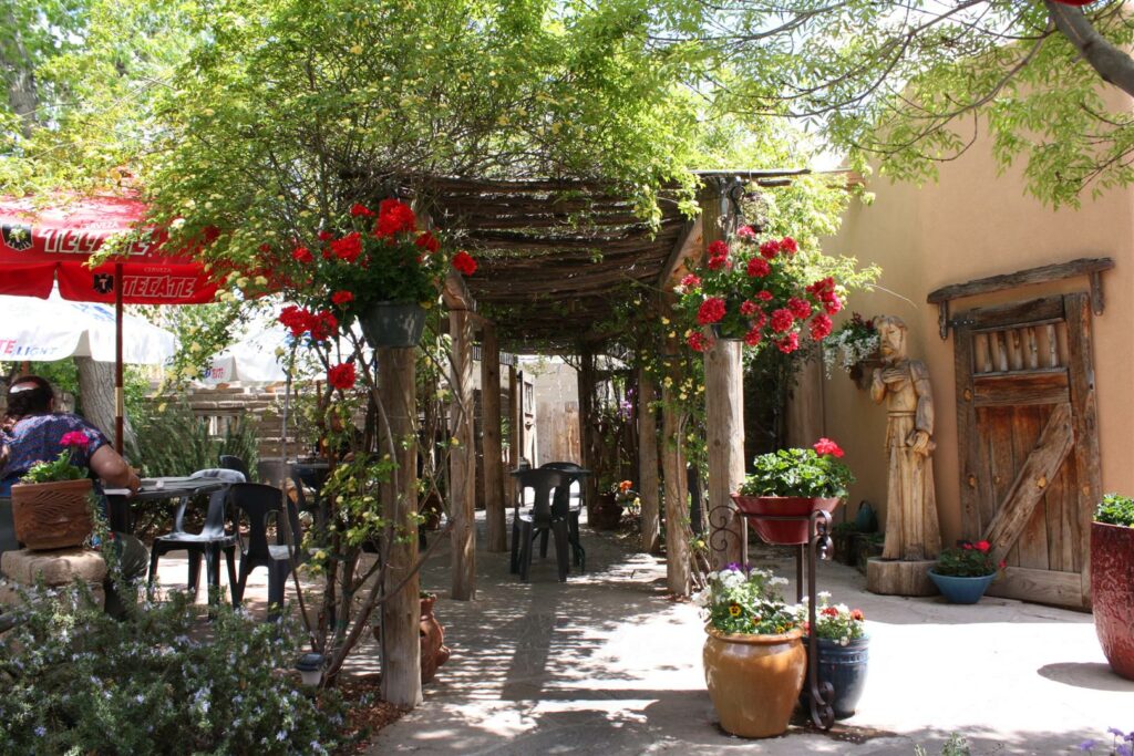 garden with a gaze and a bunch of flowers